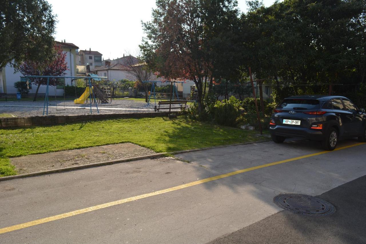 Mare-Sole Apartment Izola Bagian luar foto